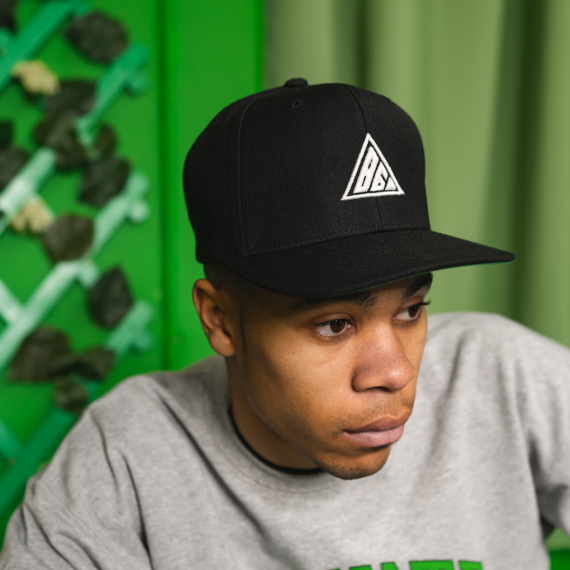 Classic Logo Snapback - Image 3